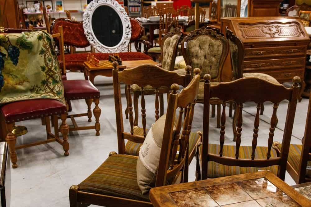 Les meubles anciens ne valent plus rien : réalité du marché, exceptions et ce que vous pouvez encore en faire 2 Les meubles anciens ne valent plus rien