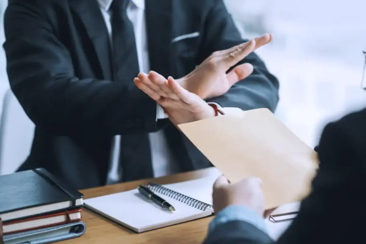 Refus de prise en charge en protection juridique : causes, recours et droits de l'assuré 1 Refus de prise en charge en protection juridique