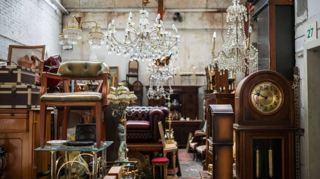 Les meubles anciens ne valent plus rien : réalité du marché, exceptions et ce que vous pouvez encore en faire 5 meubles anciens ne valent plus rien sur leboncoin