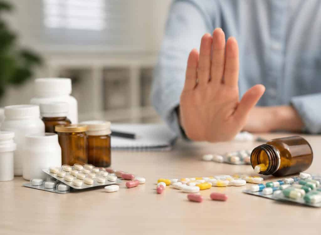 108 médicaments plus dangereux qu'utiles selon Prescrire : ce que ça change pour vous 1 prescrire 91 medicaments plus dangereux qu utiles