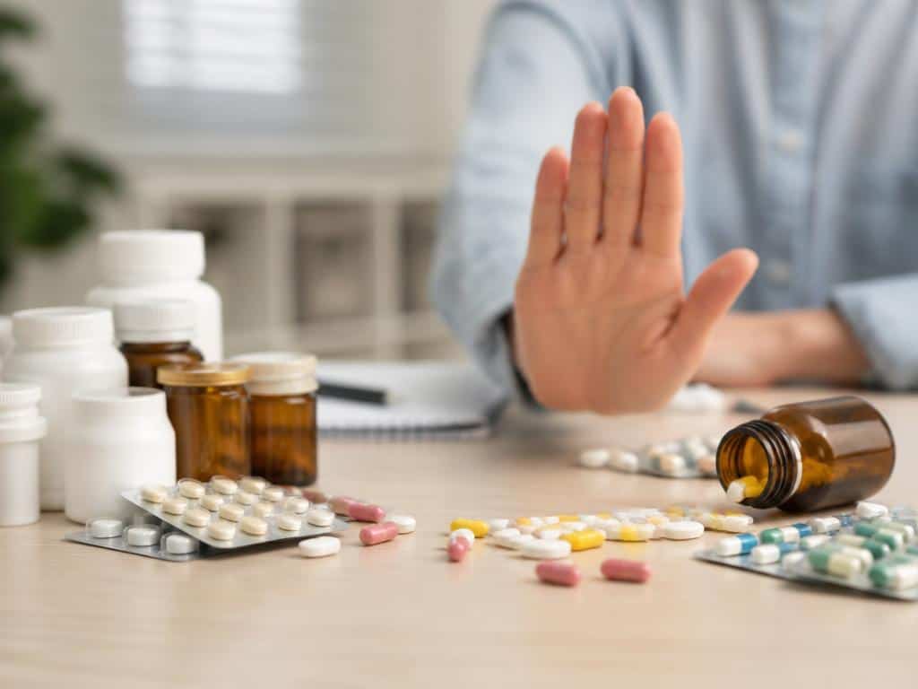 108 médicaments plus dangereux qu'utiles selon Prescrire : ce que ça change pour vous 1 prescrire 91 medicaments plus dangereux qu utiles